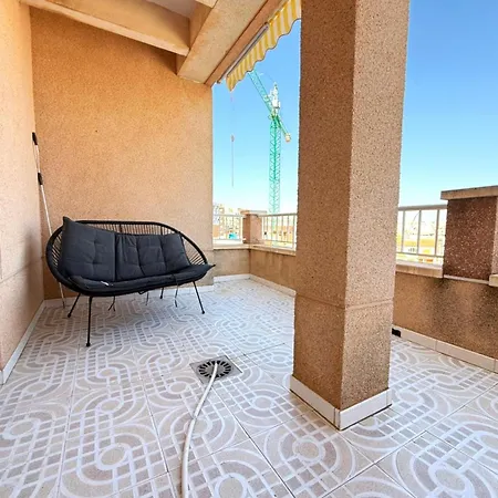 Coastal Dream 2-storey Penthouse アパート *